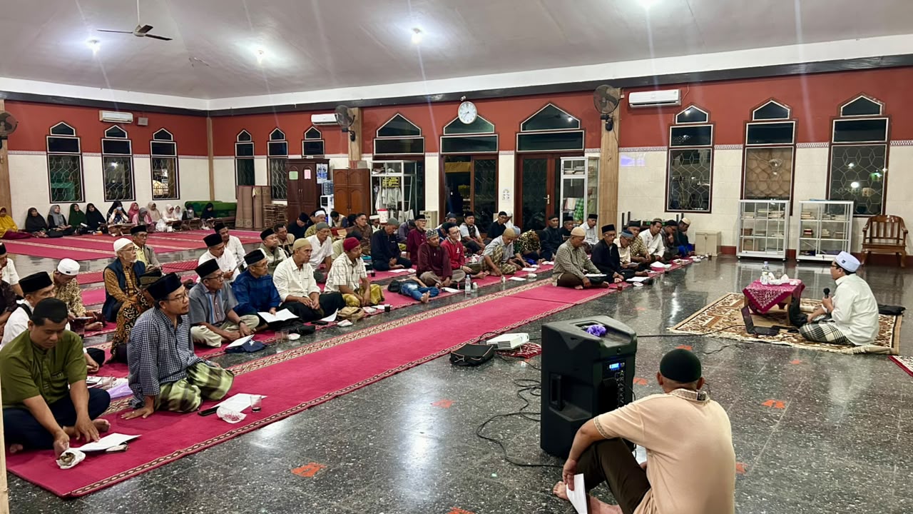 Kajian Kitab Al-Hikam Hikmah ke-32 Bersama Ustadz Wahyudi Digelar di Masjid Al Muttaqin Manunggal Gombong